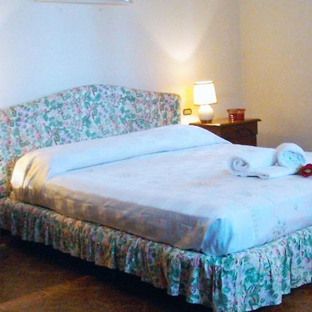 Il Castagnino Bed & Breakfast Siena Bagian luar foto